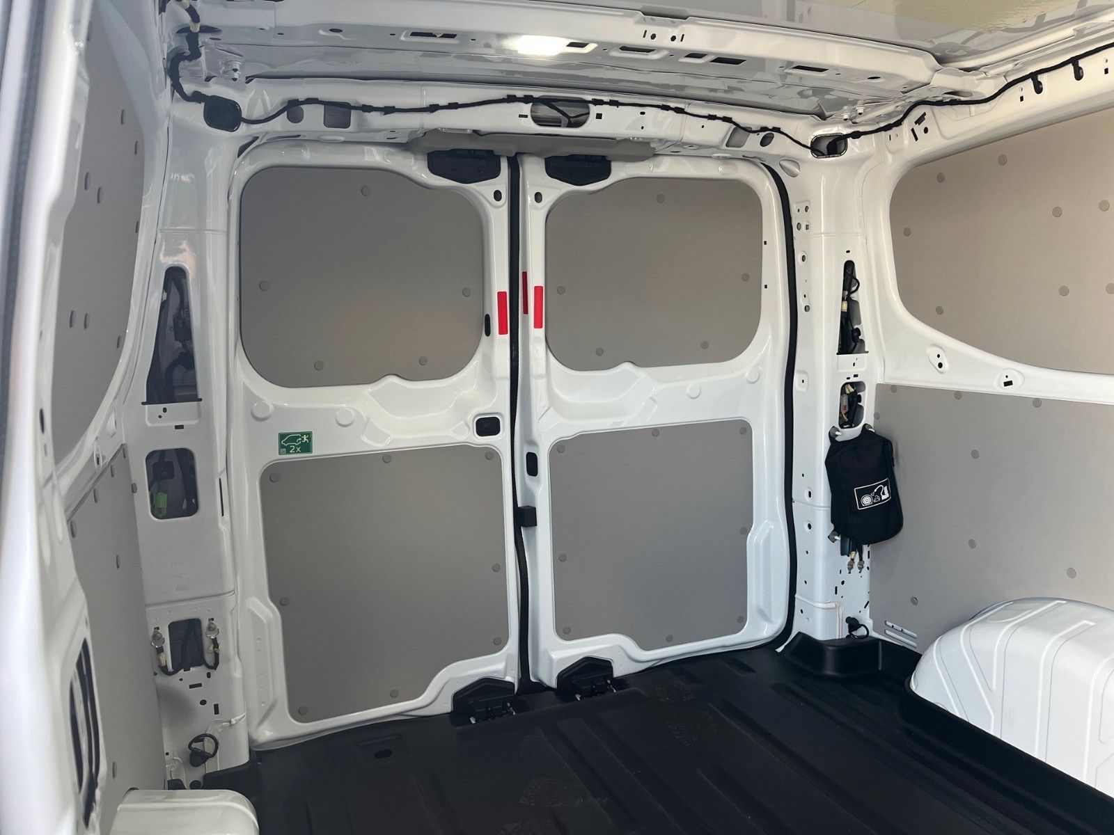 Fahrzeugabbildung Ford Ford Transit Custom 280 L1