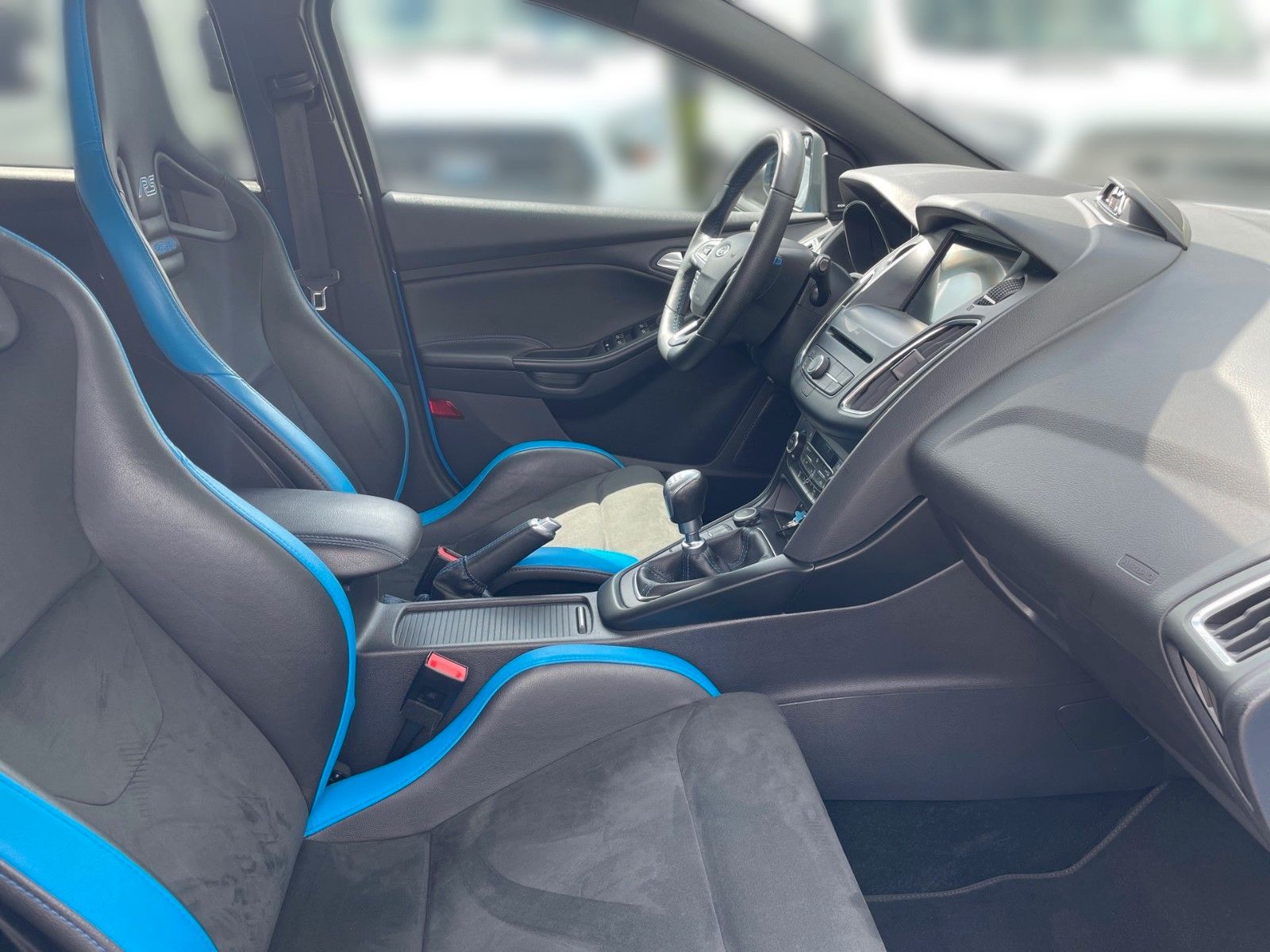 Fahrzeugabbildung Ford Focus RS 2.3 EcoBoost Blue&Black+Garantie+...